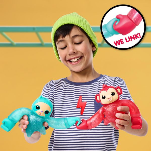 Интерактивная игрушка Moose Little Live Pets Hug n' Hang Zoogooz - Растягивающаяся Обезьянка Mooki, 70 звуков и реакций 26513 фото