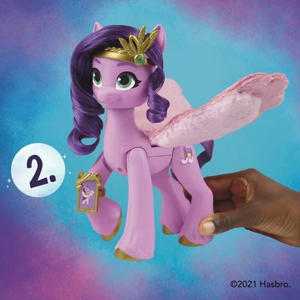 Игровой набор My Little Pony Singing Star Princess Petals Пони Принцесса Петалс с музыкой, машет крыльями, 20см F1796 фото