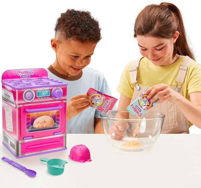 Інтерактивна іграшка Moose Toys Чарівна духовка Cookeez Makery Cinnamon Treatz Oven Plush Сюрприз 23502 фото
